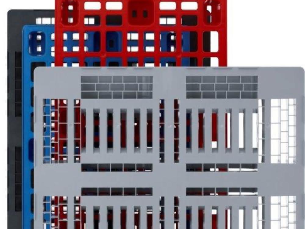 Sustainable thinking: plastic pallets from Auer