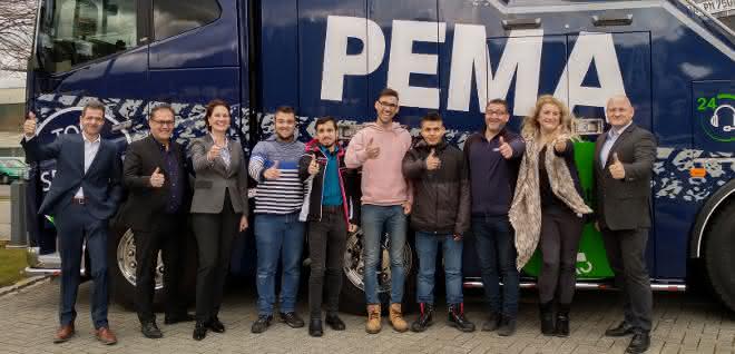 IHK-Projekt: Internationale Fachkräfte: Vier spanische Trainees starten bei PEMA