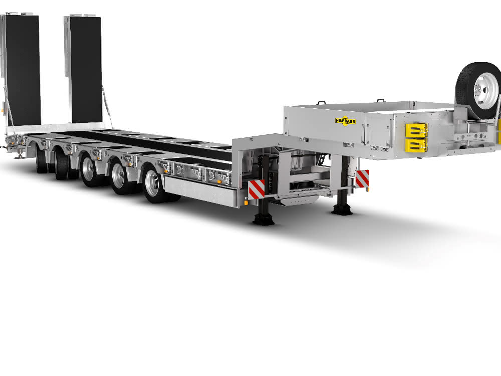 Der Satteltieflader HTS 40K von Humbaur besitzt eine besonders niedrige Ladehöhe von 790 mm für ein einfaches Be- und Entladen.