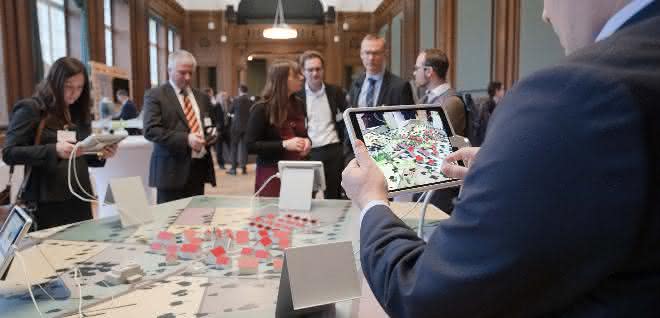 With the BMWI at the HMI: Lighthouse projects