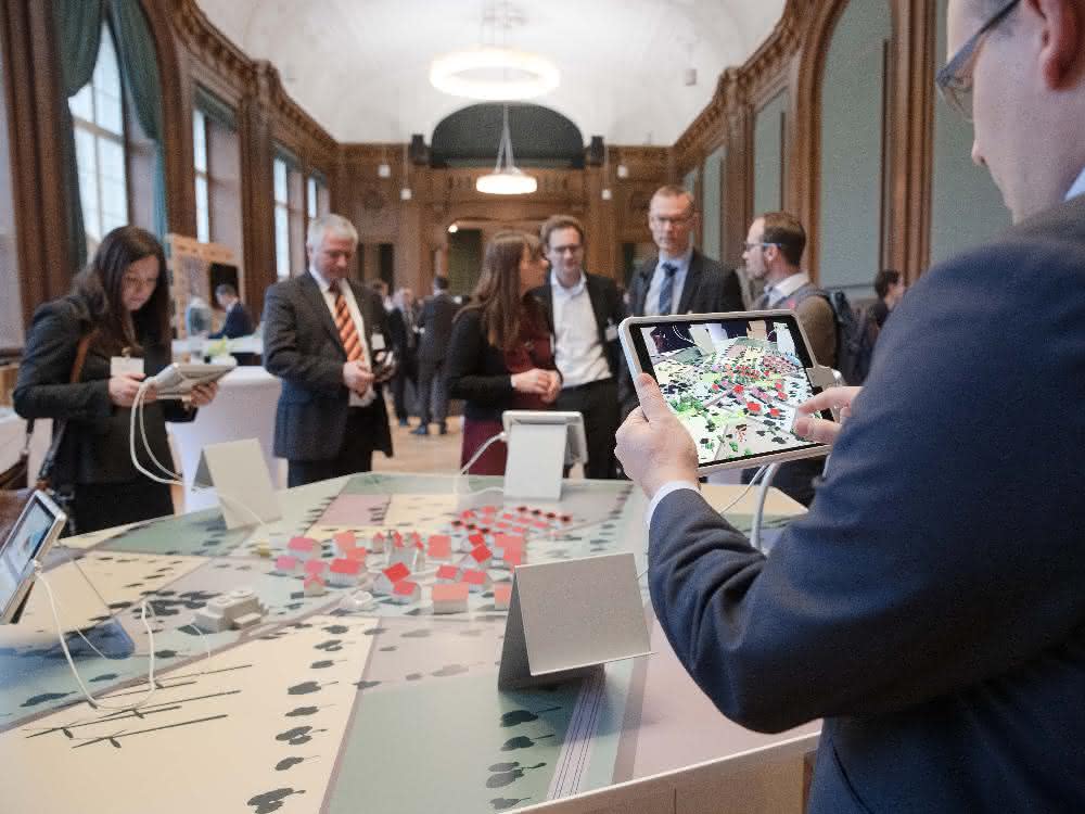 Mit dem BMWI auf der HMI: Leuchtturmprojekte