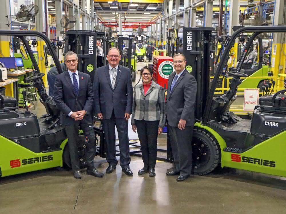 Clark press conference Expansion in Kentucky: Clark invests 4.6 million in US production