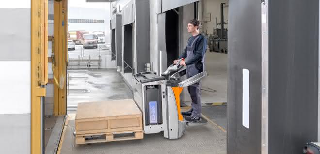 Electric pallet truck: Agile on the ramp