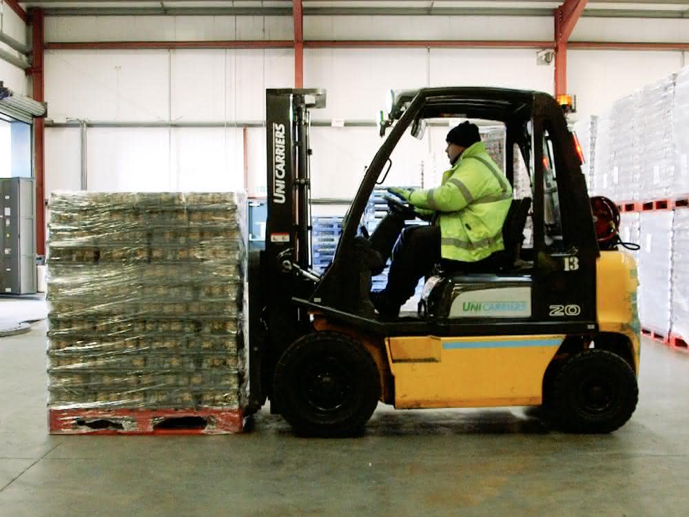 UniCarriers Boughey rental equipment Food logistics: 100 stackers for 100,000 pallets