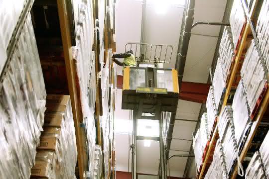 Lebensmittellogistik: 100 Stapler für 100.000 Paletten