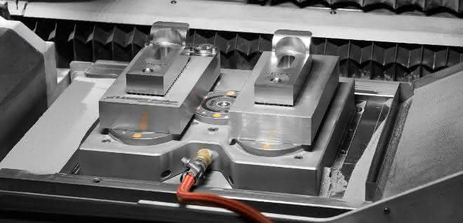 Reduce set-up times: Voltage for hybrid production