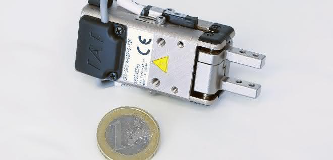 IAI two-point lifting magnet gripper Handling technology: Large and small electric grips