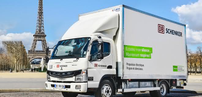 DB Schenker und FUSO kooperieren: Emissionsfrei durch die Innenstädte DB Schenker und FUSO kooperieren: Emissionsfrei durch die Innenstädte
