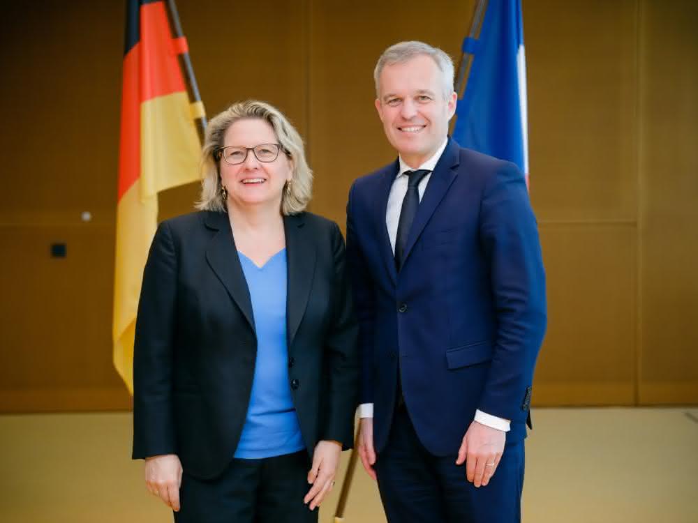 Bundesumweltministerin Svenja Schulze und der französische Umweltminister François de Rugy am 8. April in Berlin.