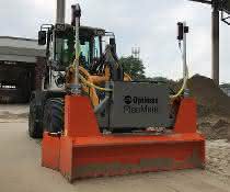 Das neue PlanMatic Planiergerät von Optimas mit angebauten Verbreiterungen feiert auf der bauma Premiere.