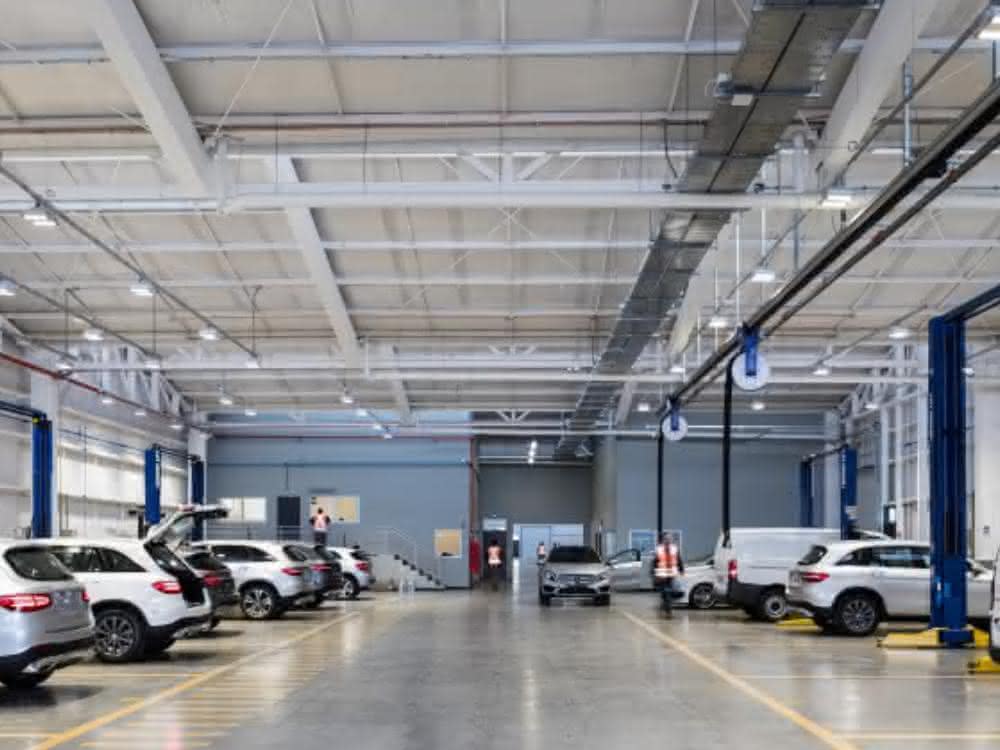 Vehicle logistics: Mercedes-Benz importer optimizes with Inform