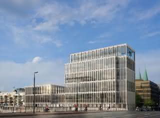 Tragende Sichtbetonfassade bei Kühne + Nagel