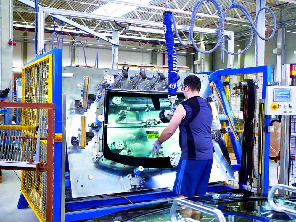 More ergonomics: Lifting panes safely