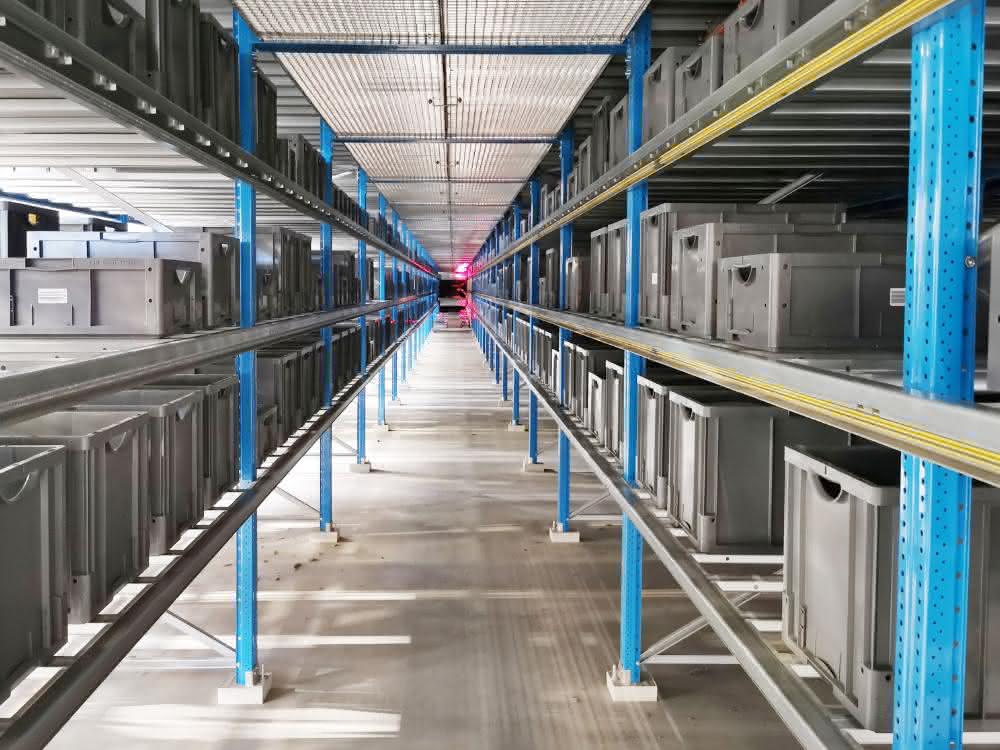 Neu für den E-Commerce aufgestellt: Klinkhammer realisiert Shuttlelager für Unterhaltungselektronik-Händler