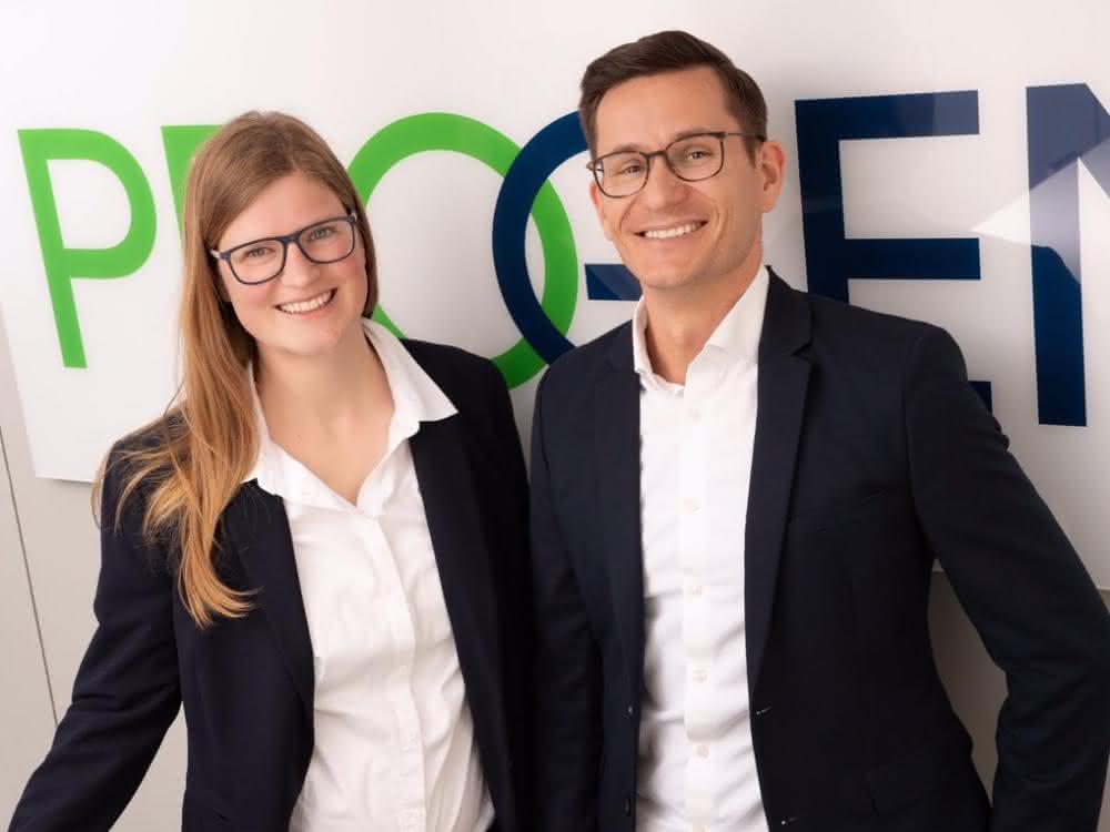 Geschäftsführerin Katja Betts und Geschäftsführer Maik Lander führen seit 1. April 2019 die Geschäfte der Progen Biotechnik. Geschäftsführerin Katja Betts und Geschäftsführer Maik Lander führen seit 1. April 2019 die Geschäfte der Progen Biotechnik.