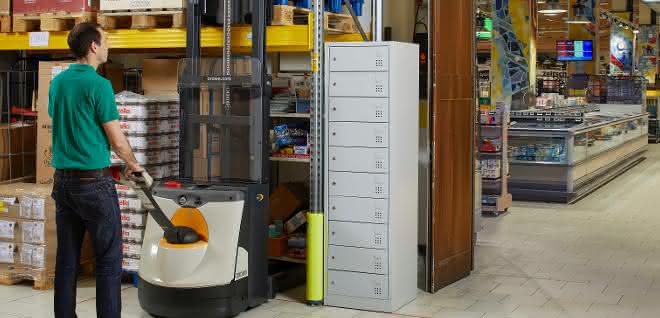 Fresh on the market: Crown has a new double-deck stacker