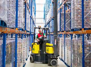 Special solutions for handling and logistics from Combilift