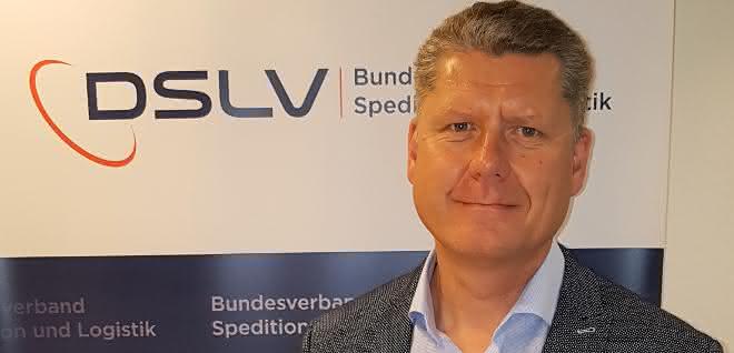 Tino Bauer neuer Chef des DSLV-Fachausschuss Schienengüterverkehr Tino Bauer neuer Chef des DSLV-Fachausschuss Schienengüterverkehr