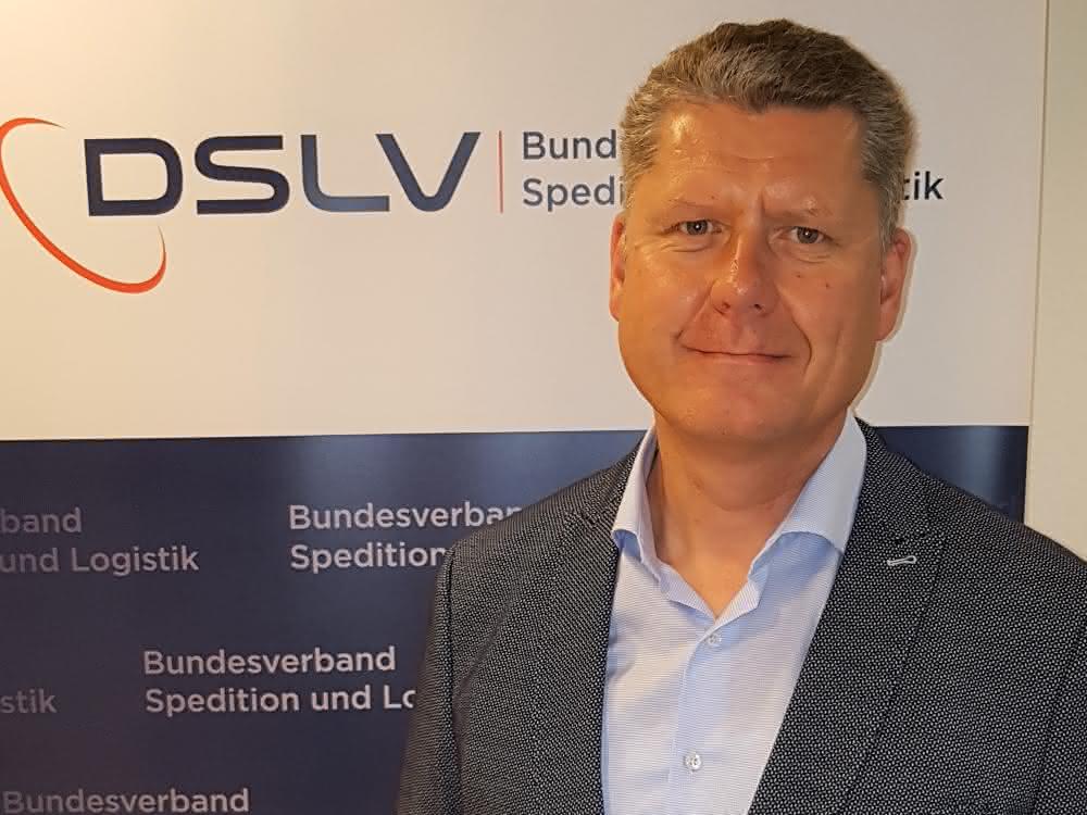 Tino Bauer neuer Chef des DSLV-Fachausschuss Schienengüterverkehr Tino Bauer neuer Chef des DSLV-Fachausschuss Schienengüterverkehr