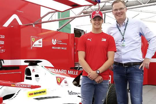 Intralogistik: F2-Rennfahrer Mick Schumacher als Markenbotschafter Intralogistik: F2-Rennfahrer Mick Schumacher als Markenbotschafter