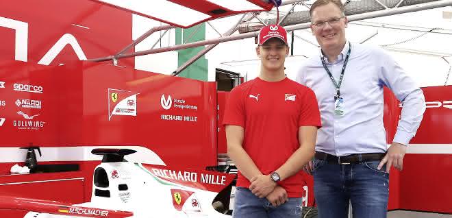 Intralogistics: F2 racing driver Mick Schumacher as brand ambassador Intralogistics: F2 racing driver Mick Schumacher as brand ambassador