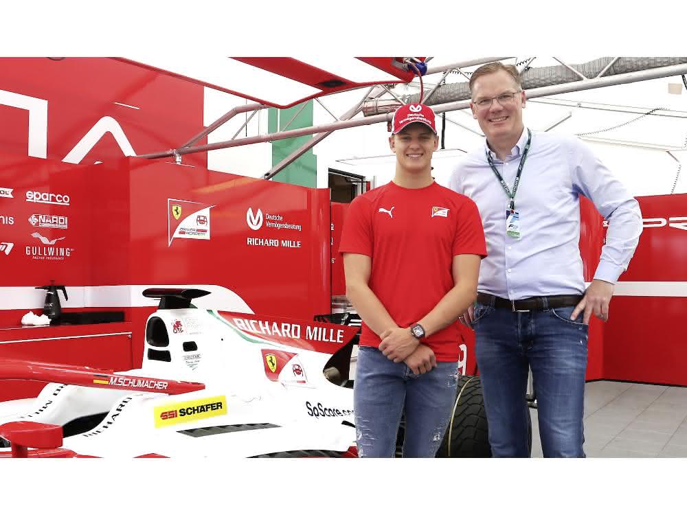 Intralogistik: F2-Rennfahrer Mick Schumacher als Markenbotschafter Intralogistik: F2-Rennfahrer Mick Schumacher als Markenbotschafter