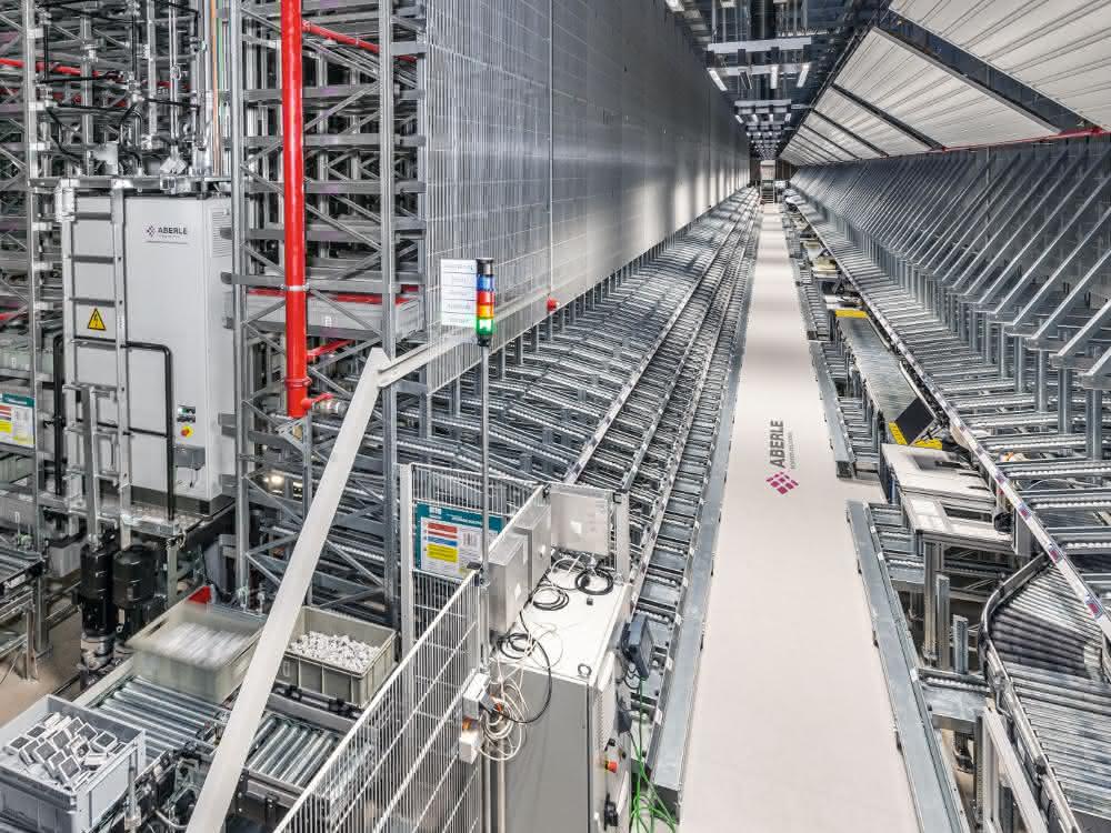Logistikzentrum: Neue Logistik bei laufendem Betrieb