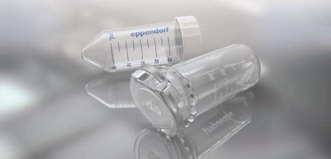Laborzubehör: Konisches Reaktionsgefäß mit zwei Deckelvarianten 25 ml Conical Tubes von Eppendorf.