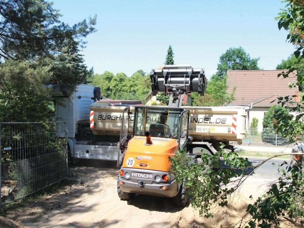 Hitachi ZW75