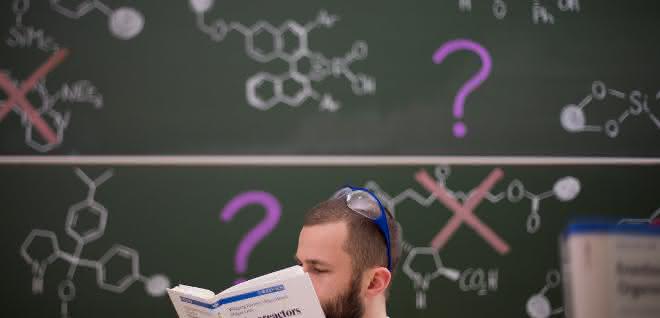 Bild 1: Mit dem Einsatz neuer, miniaturisierter Synthese- und Analysemethoden lässt sich Frustration vermeiden. Bild 1: Mit dem Einsatz neuer, miniaturisierter Synthese- und Analysemethoden lässt sich Frustration vermeiden.