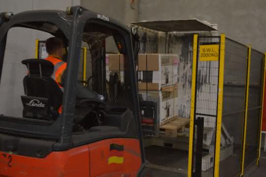 More safety with pallet turners from Bartels