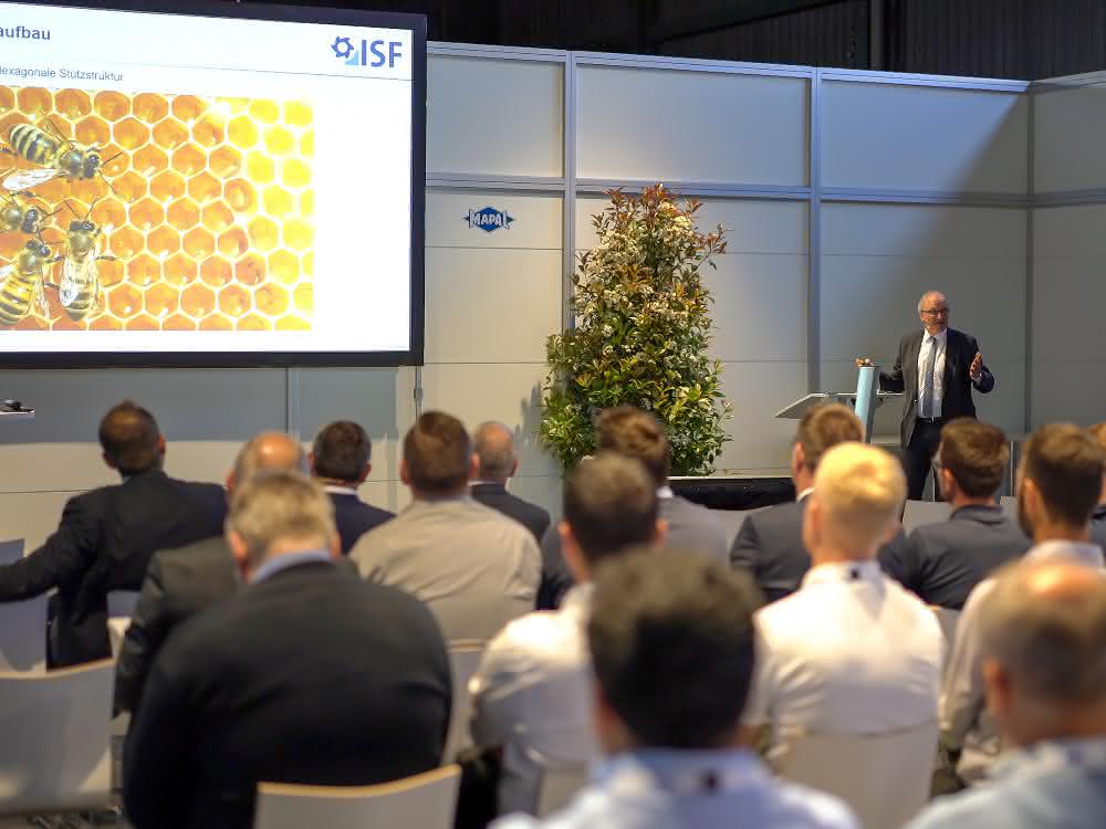 Die Bienenwabe stand Modell Prof. Biermann