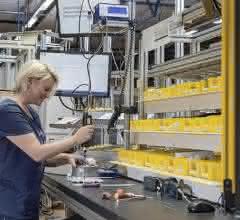 Assembly of the thermal management products is guided by the assistant