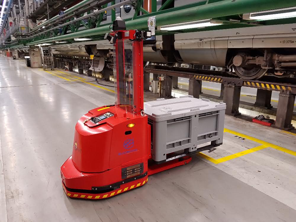 Fully automated intralogistics at the ICE plant proANT AGV 576