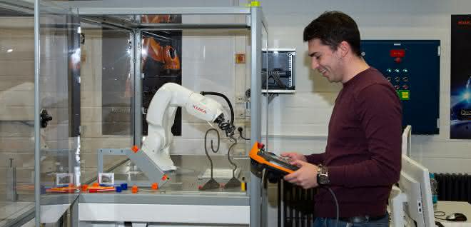 Education: The robot as a fellow student