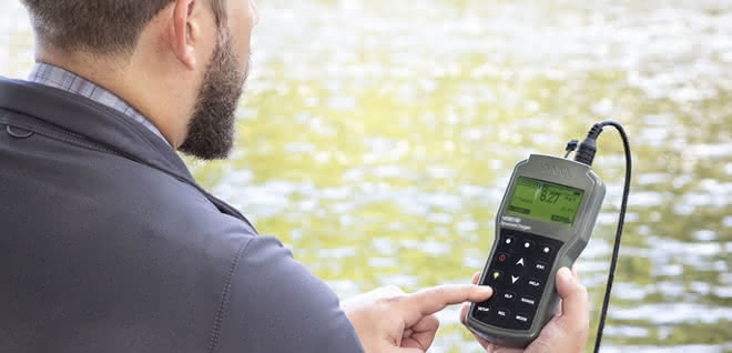 Die robusten Multimeter von Hanna Instruments eignen sich für Messungen unter freiem Himmel. Die robusten Multimeter von Hanna Instruments eignen sich für Messungen unter freiem Himmel.