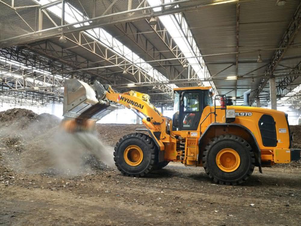 Hyundai HL970 mit 4,5 m3-Hochkippschaufel