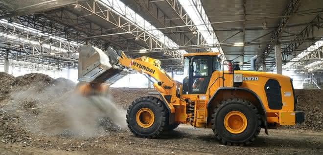 Hyundai HL970 mit 4,5 m3-Hochkippschaufel