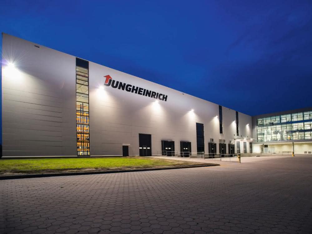 Spürhund-Training bei Jungheinrich: Auf den Hund gekommen Spürhund-Training bei Jungheinrich: Auf den Hund gekommen