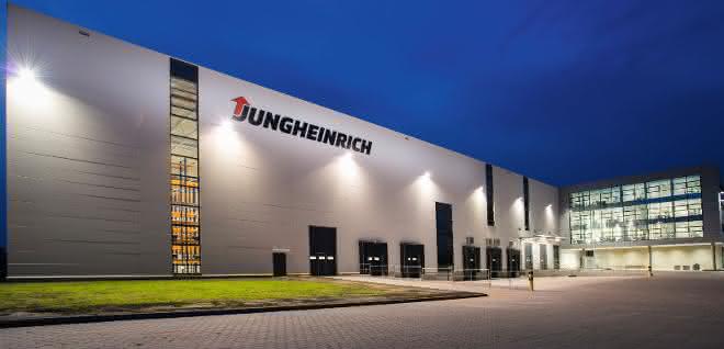 Spürhund-Training bei Jungheinrich: Auf den Hund gekommen Spürhund-Training bei Jungheinrich: Auf den Hund gekommen