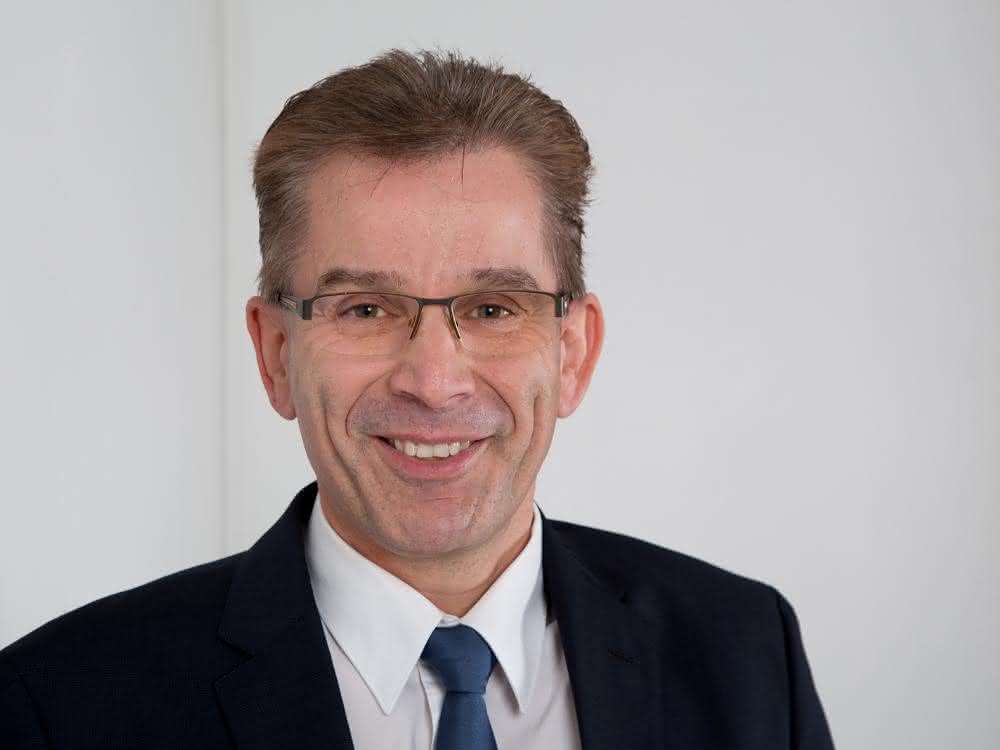 Dr. Matthias Laux