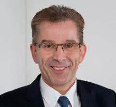 Dr. Matthias Laux