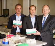 Links: Investor Dr. med. Thomas Lorentz, Mitte: Dr. Stefan Kloth, Geschäftsführer Osteolabs GmbH, Rechts: Carsten Jödicke, Prokurist MBG (Mittelständische Beteiligungsgesellschaft)