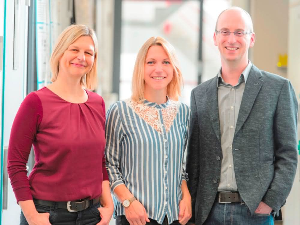 Prof. Dr. Karin Hauser, Annika Krüger und PD Dr. Aswin Mangerich (v.l.n.r.).