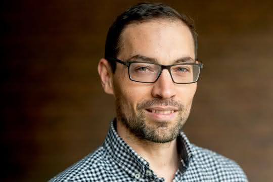 Prof. Dr. Nicolas Plumeré wurde für seine Arbeiten auf dem Gebiet der Bioelektrochemie ausgezeichnet. Prof. Dr. Nicolas Plumeré wurde für seine Arbeiten auf dem Gebiet der Bioelektrochemie ausgezeichnet.