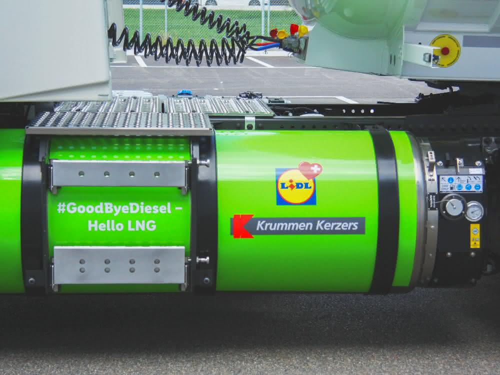 "Goodbye Diesel - Hello LNG": First LNG filling station for trucks in Switzerland