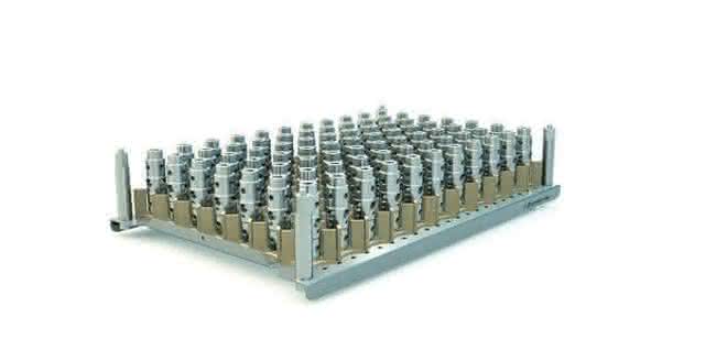 Workpiece carrier systems and clips