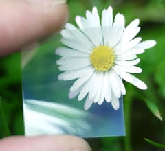 Transparenter, flexibler Kupferiodid-Film. Transparenter, flexibler Kupferiodid-Film.