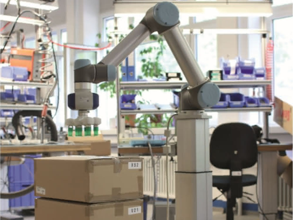 Das Liftkit hebt die Plattform des Roboters um eine Höhe von bis zu 900 Millimeter Liftkit