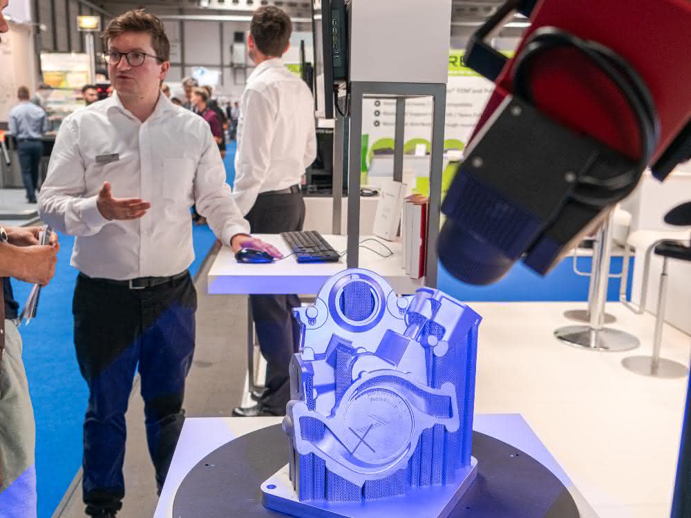 Numerous exhibitors showcased their expertise in materials, machines, software, post-processing solutions and other services for AM Exhibitor